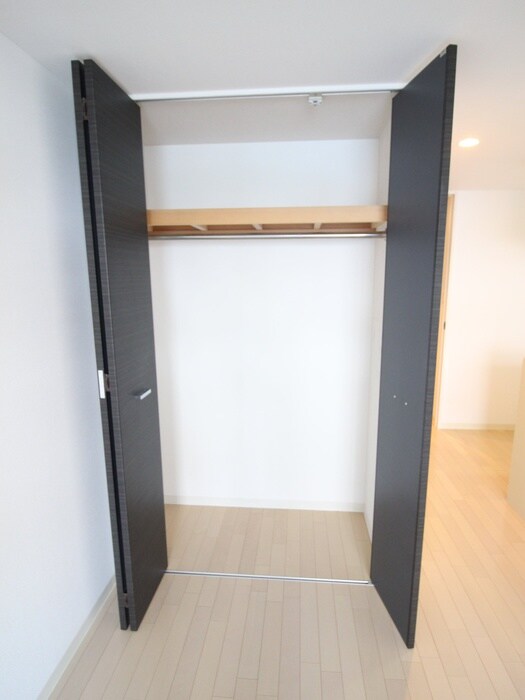 物件内観写真12　(収納)