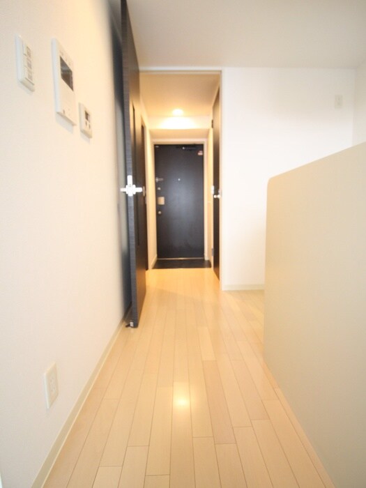 物件内観写真15　(廊下)
