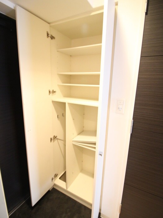 物件内観写真16　(靴箱)