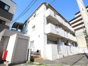 ロイヤルコ－ト外観写真