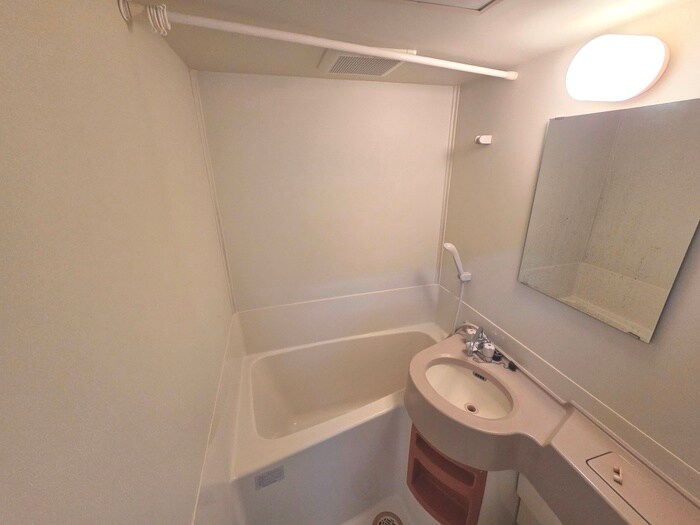 物件内観写真9　(バス／シャワールーム等)