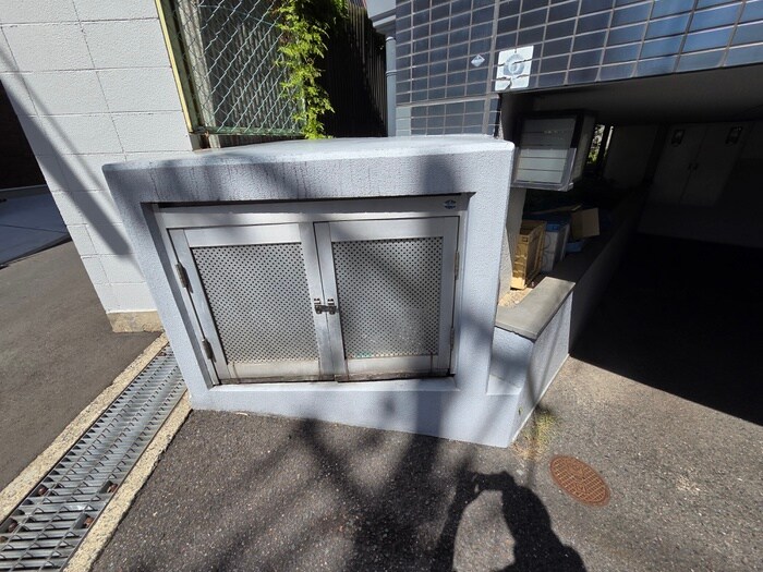 物件外観写真4　(建物設備)