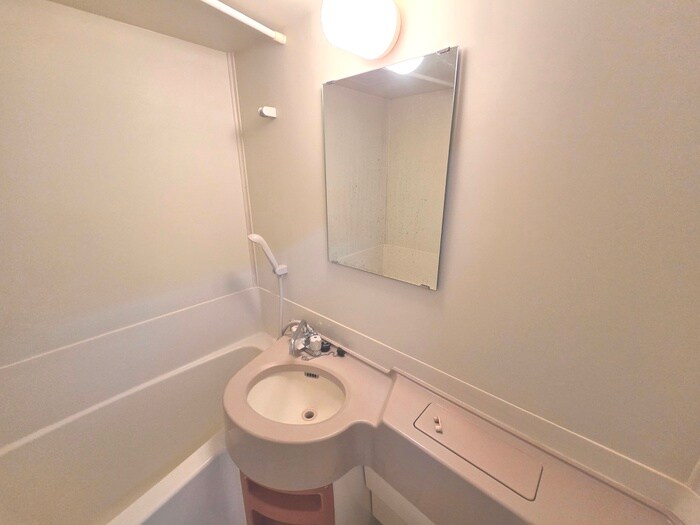 物件内観写真10　(洗面)