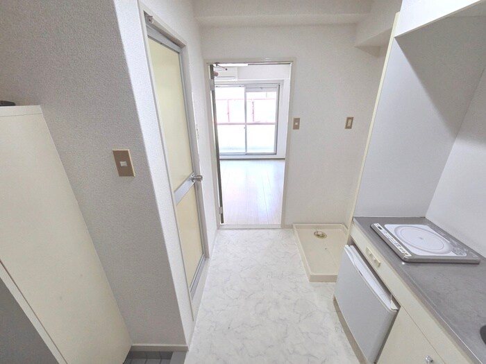 物件内観写真18　(廊下)