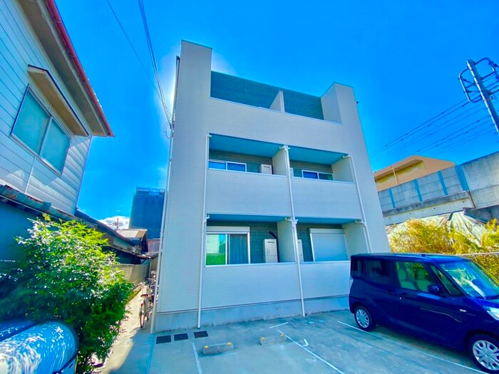 物件外観写真1　(外観写真)