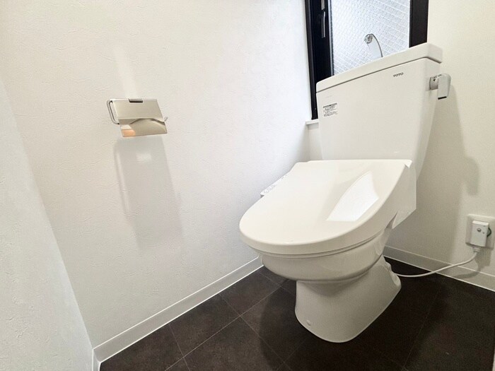 物件内観写真17　(トイレ)