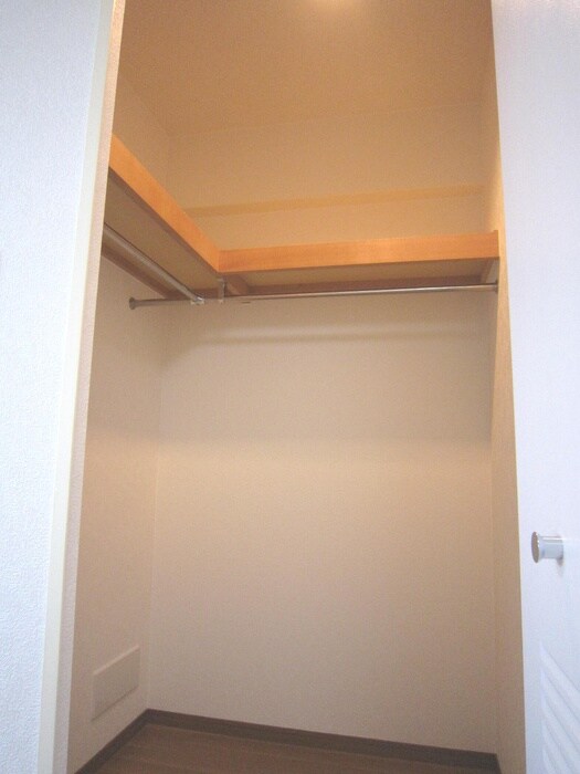 物件内観写真9　(収納)