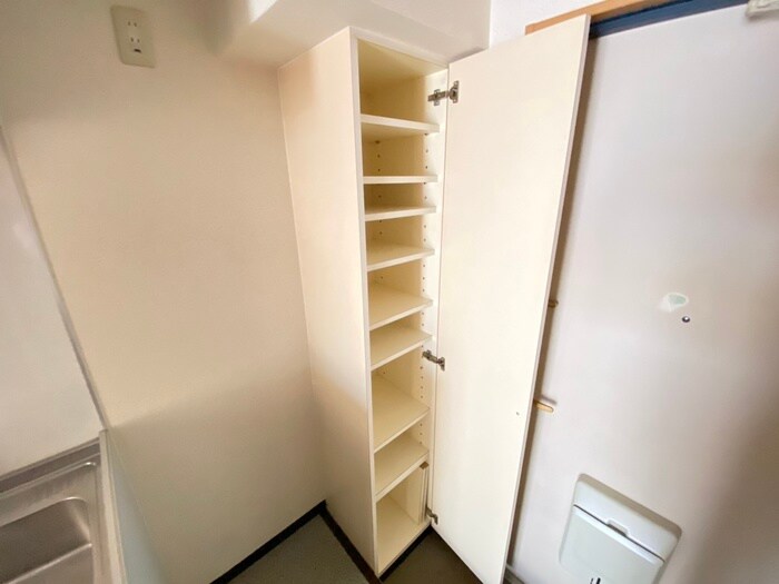 物件内観写真15　(靴箱)