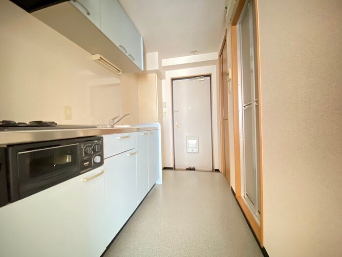 物件内観写真16　(廊下)