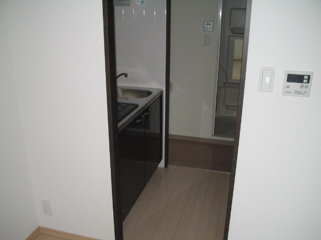 物件内観写真5　(廊下)