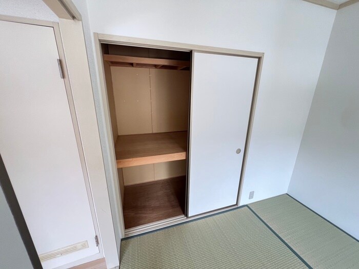 物件内観写真13　(収納)