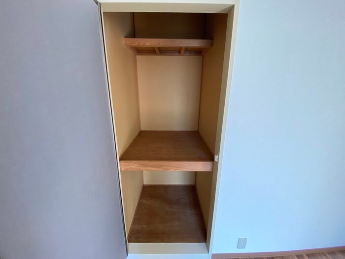 物件内観写真16　(収納)