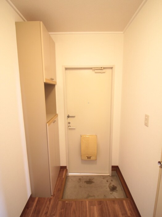 物件内観写真19　(玄関)