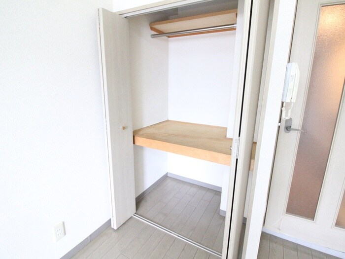 物件内観写真11　(収納)