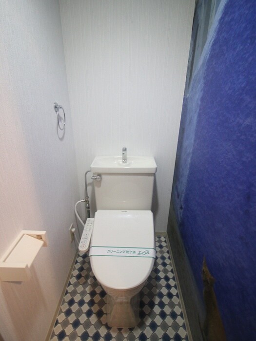 物件内観写真15　(トイレ)