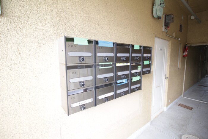 物件外観写真6　(建物設備)