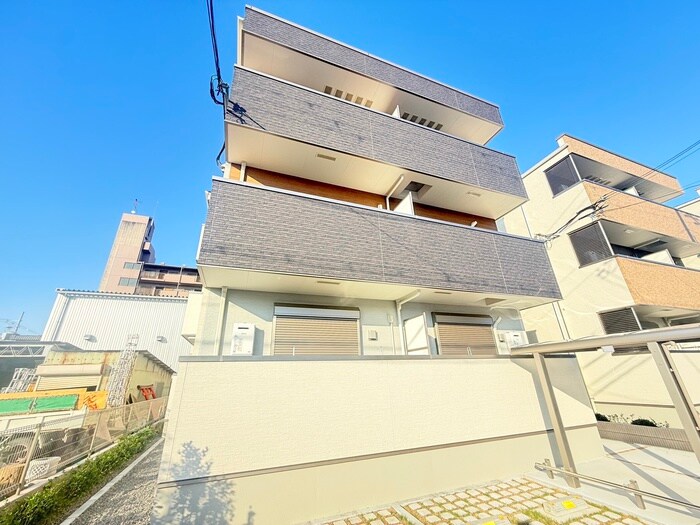 物件外観写真1　(外観写真)