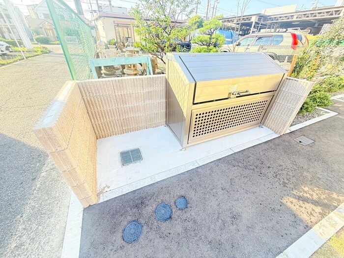 物件外観写真6　(建物設備)