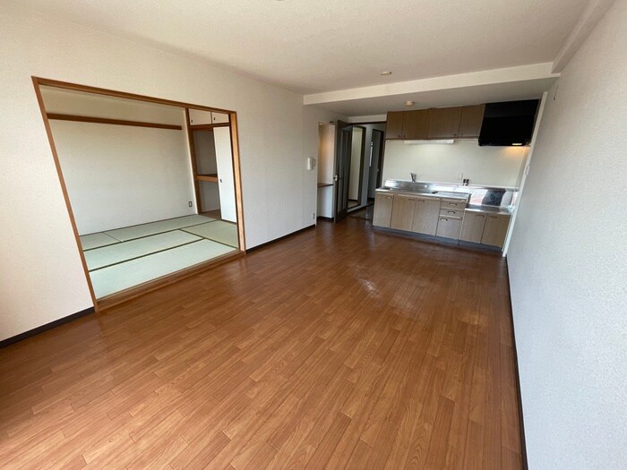 物件内観写真7　(居室)