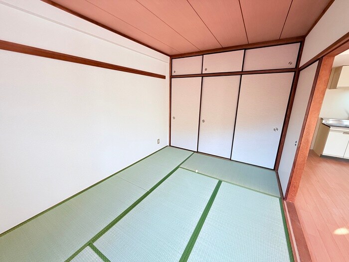 物件内観写真12　(収納)