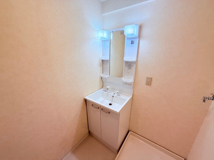 物件内観写真12　(洗面)