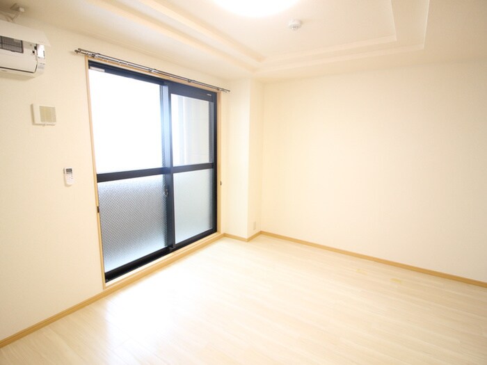 物件内観写真12　(居室)