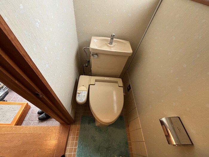 物件内観写真14　(トイレ)