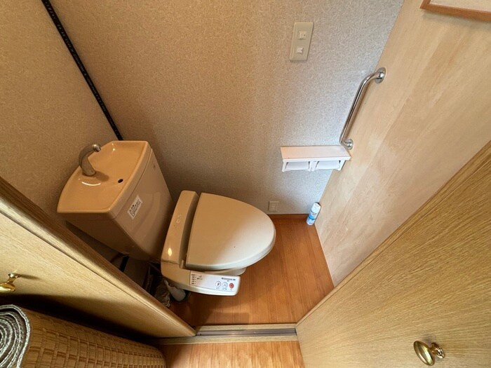 物件内観写真16　(トイレ)