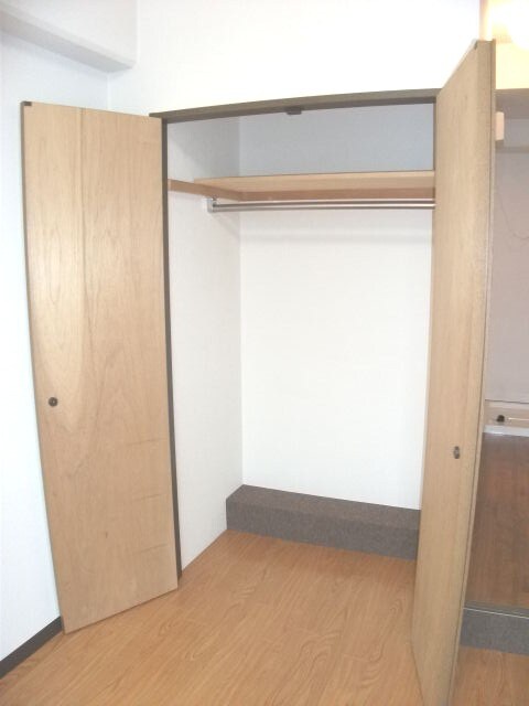 物件内観写真8　(収納)