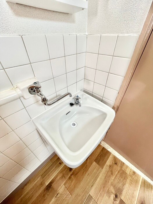 物件内観写真9　(洗面)