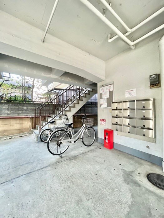 物件外観写真4　(建物設備)