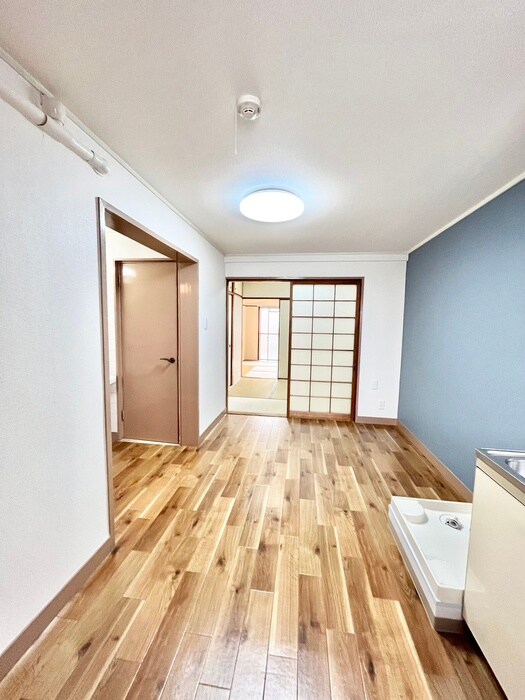 物件内観写真11　(居室)