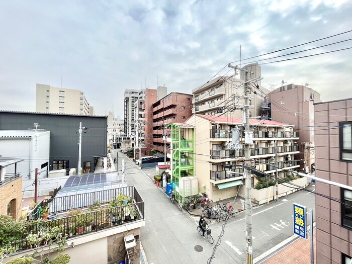 物件内観写真19　(室内からの展望)