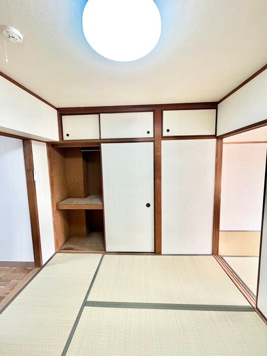 物件内観写真21　(居室)