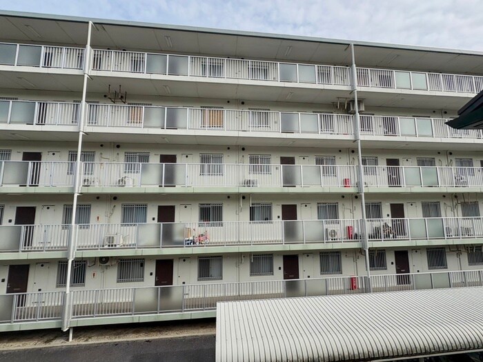 物件内観写真16　(室内からの展望)