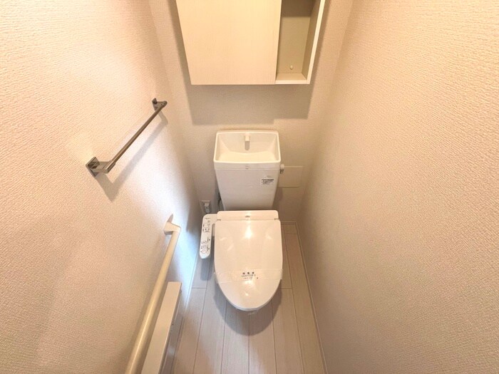 物件内観写真15　(トイレ)