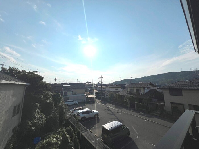 物件内観写真22　(室内からの展望)