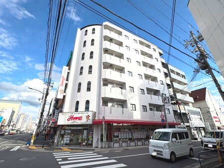 ホームズさいいん外観写真