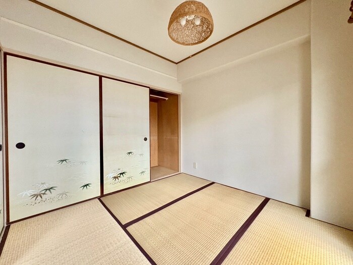 物件内観写真10　(居室)