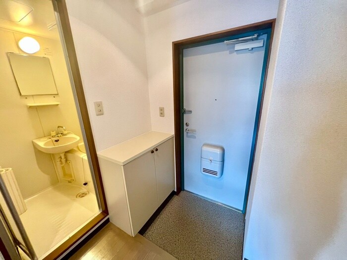 物件内観写真20　(玄関)