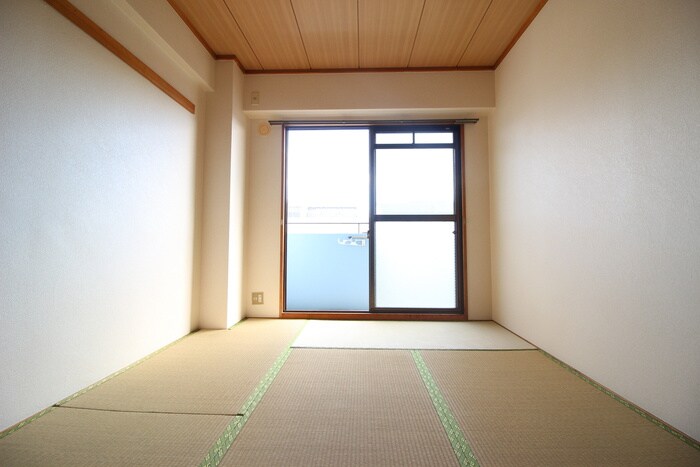 物件内観写真8　(居室)