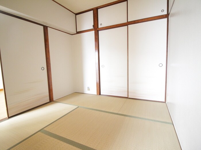 物件内観写真21　(居室)