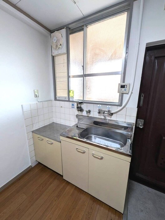 物件内観写真8　(キッチン)