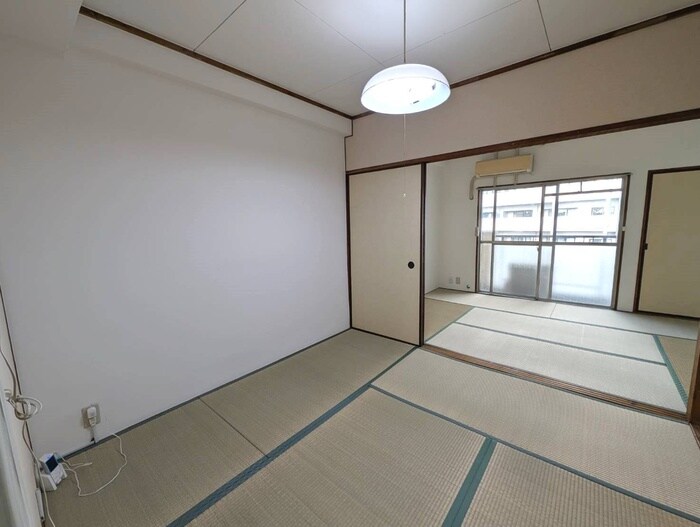 物件内観写真13　(居室)