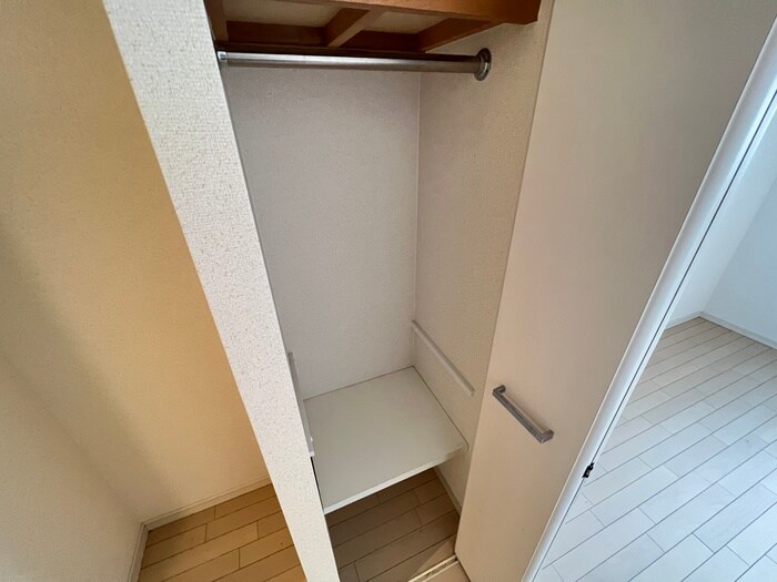 物件内観写真15　(収納)