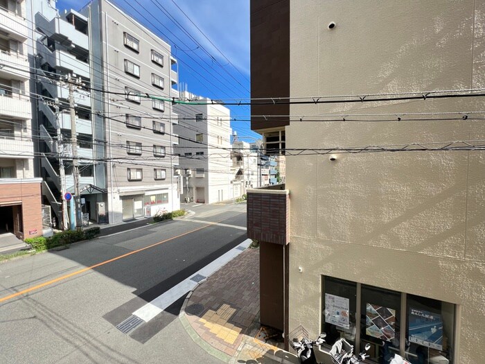 物件内観写真22　(室内からの展望)