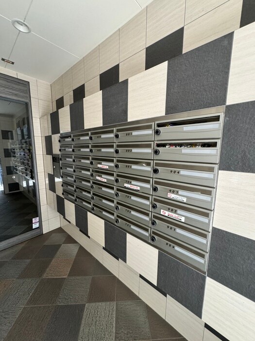 物件外観写真6　(建物設備)