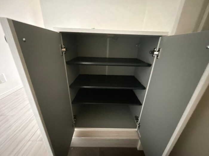 物件内観写真19　(靴箱)