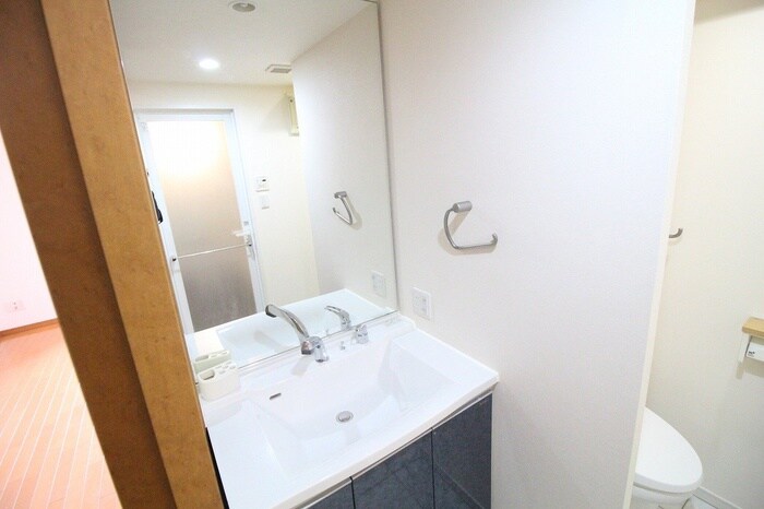 物件内観写真11　(洗面)