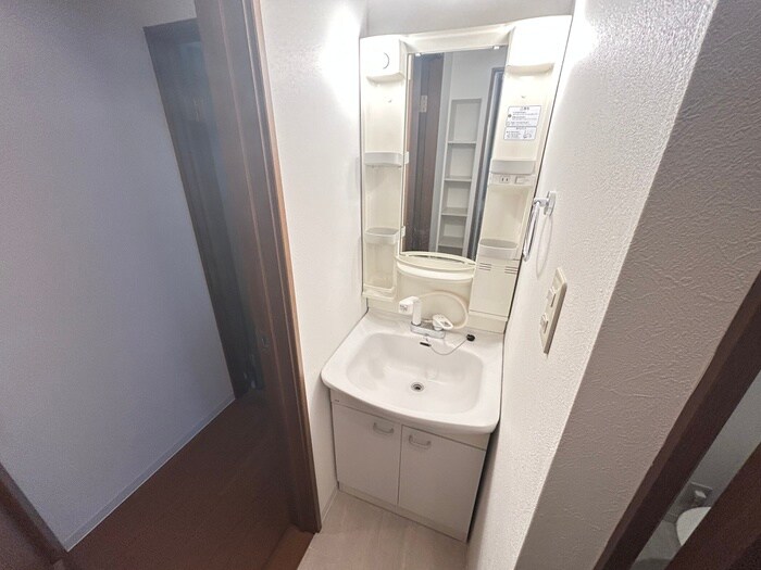 物件内観写真11　(洗面)